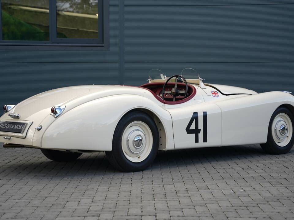 Image 5/50 of Jaguar XK 120 OTS (1950)