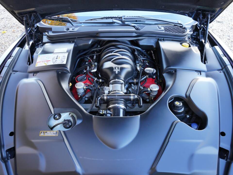 Imagen 26/50 de Maserati GranTurismo S (2010)