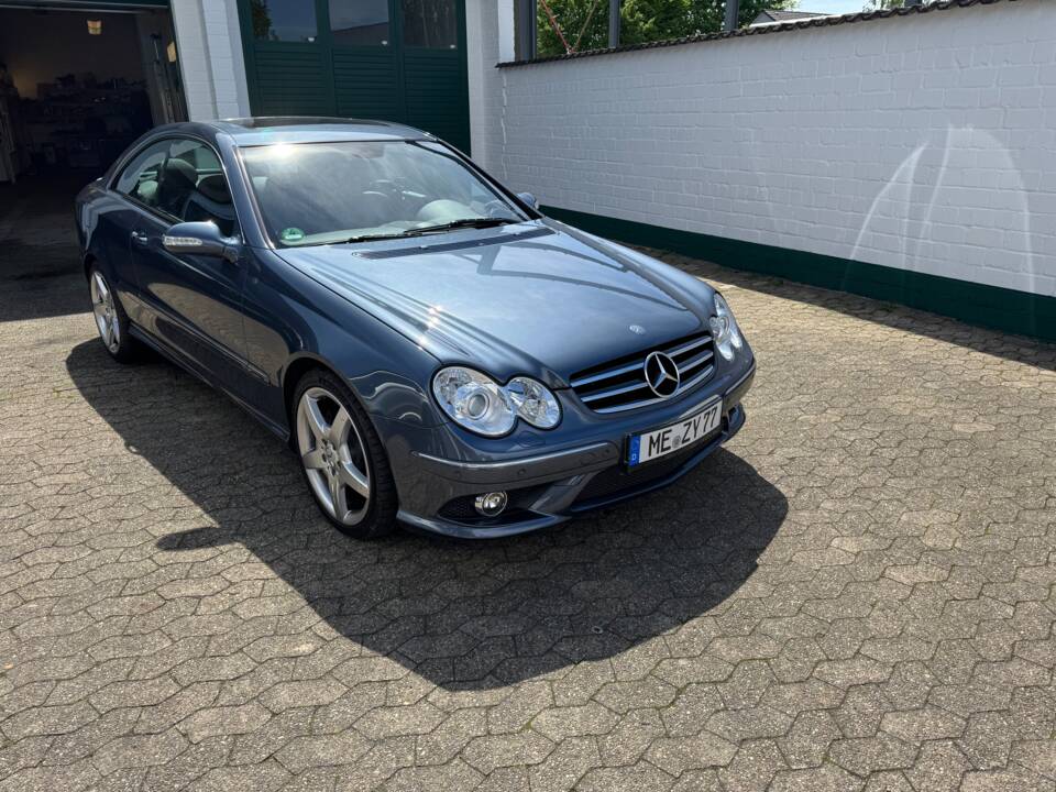 Image 4/6 of Mercedes-Benz CLK 320 CDI (2006)