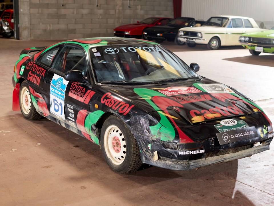 Bild 18/43 von Toyota MR2 2.0 (1989)
