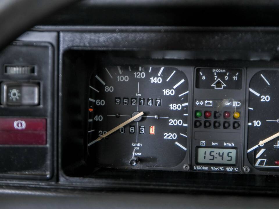 Bild 15/50 von Volkswagen Golf I GTI 1.8 (1983)