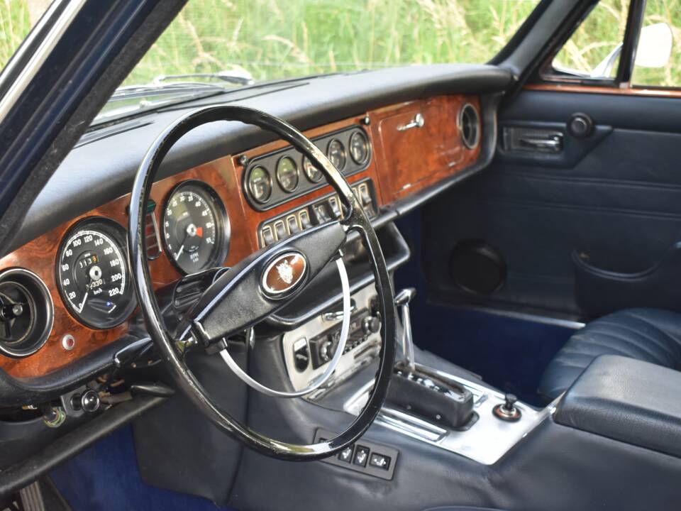Bild 21/37 von Jaguar XJ 6 4.2 (1972)