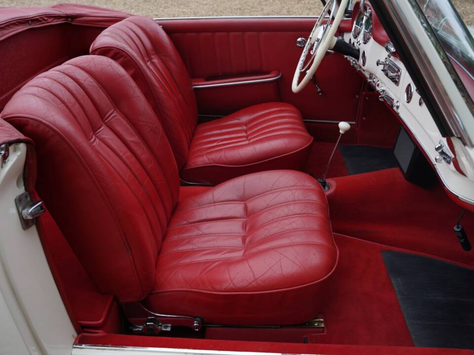 Bild 24/50 von Mercedes-Benz 190 SL (1960)
