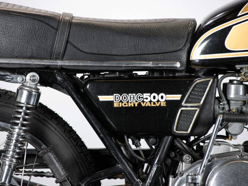 Bild 34/50 von Yamaha TX 500 (1976)