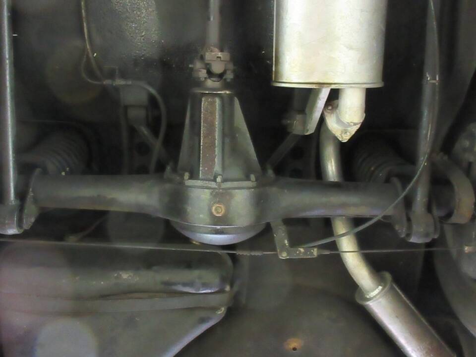 Bild 31/37 von Alfa Romeo 2600 Spider (1966)