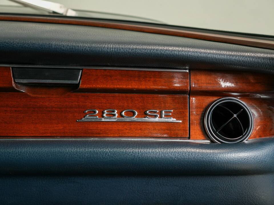 Bild 17/35 von Mercedes-Benz 280 SEL 3,5 (1972)