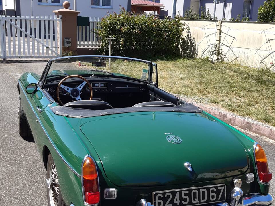 Imagen 7/8 de MG MGC (1968)