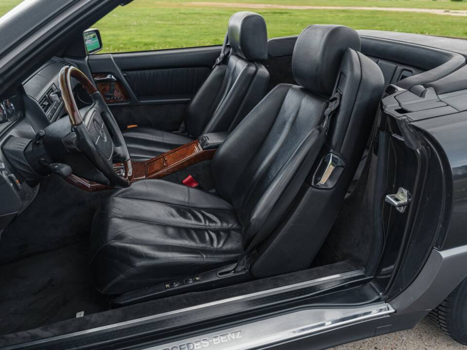 Image 13/20 de Mercedes-Benz SL 600 (1995)