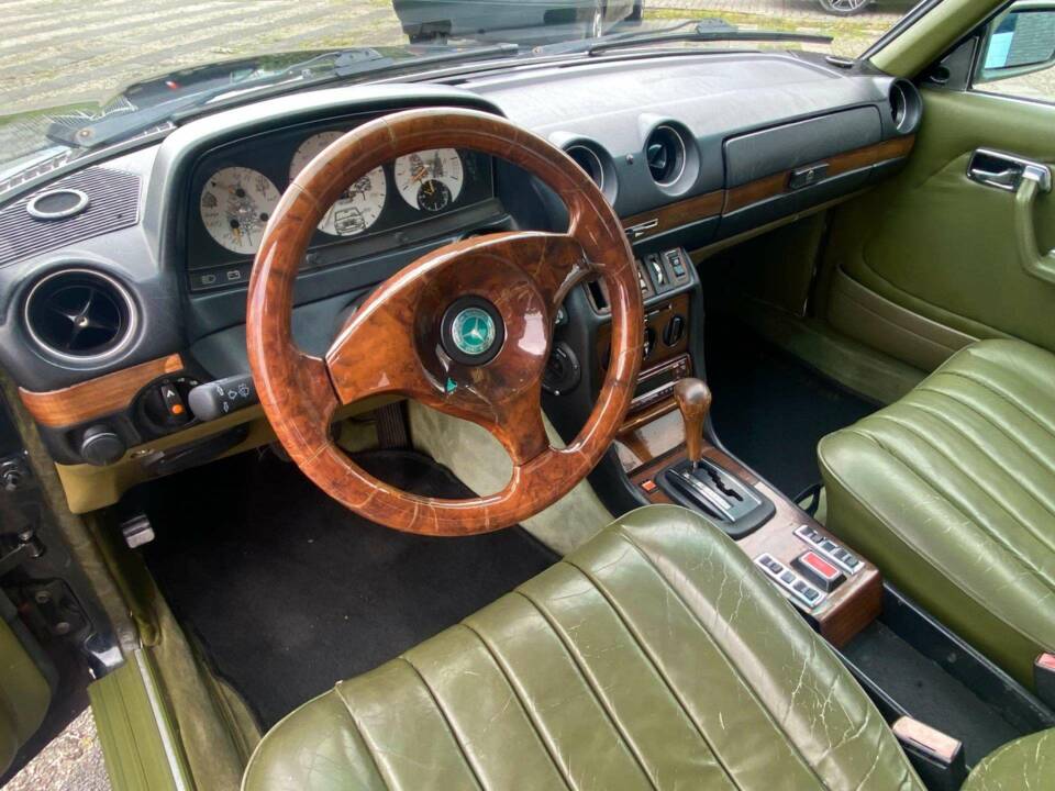 Immagine 49/50 di Mercedes-Benz 230 C (1980)