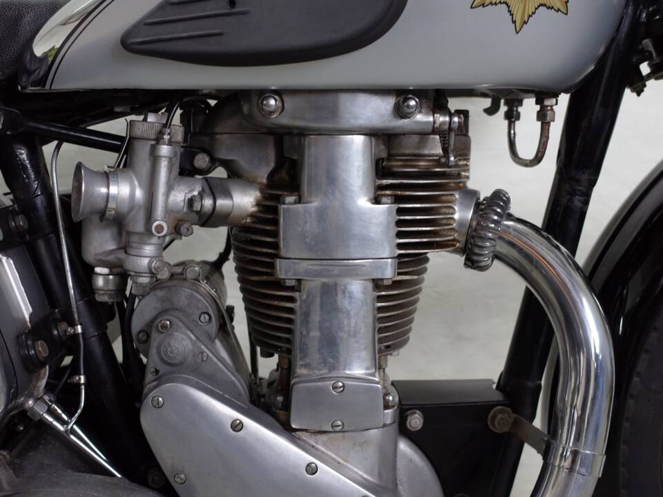 Immagine 2/24 di BSA M 24 Gold Star (1938)