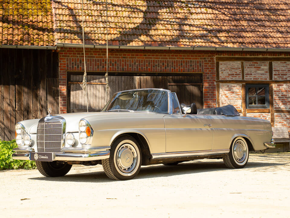 Bild 1/56 von Mercedes-Benz 280 SE (1968)