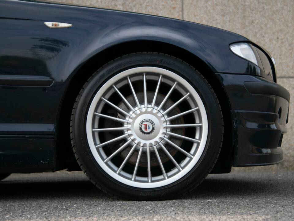 Immagine 8/33 di ALPINA B3 3.3 Allrad Touring (2002)