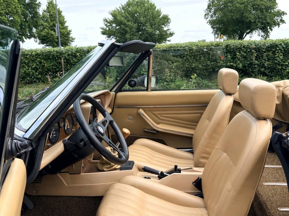 Afbeelding 14/23 van FIAT 124 Pininfarina Spidereuropa (1984)