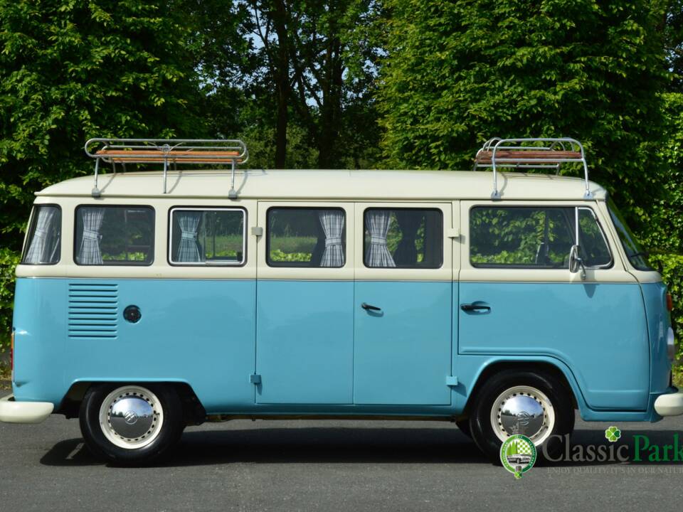 Bild 6/50 von Volkswagen T2b Camper (1976)