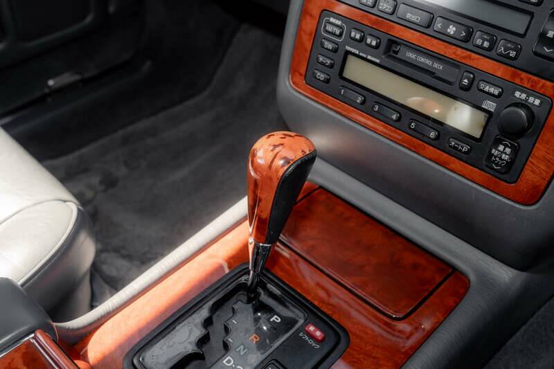 Bild 49/50 von Toyota Century (2003)