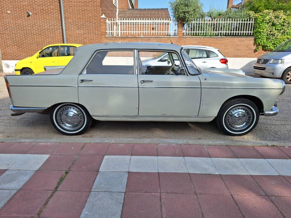 Immagine 9/52 di Peugeot 404 Break (1964)