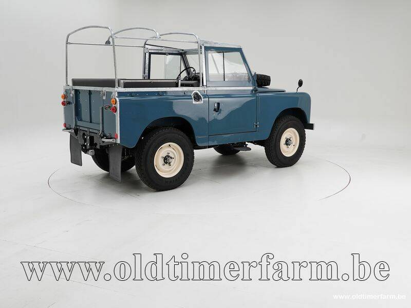 Image 2/15 de Land Rover 88 (1965)