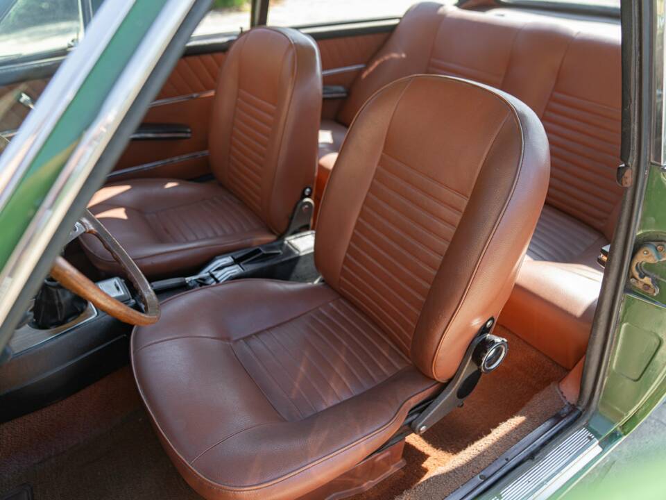 Image 22/50 of FIAT 124 Sport Coupe (1969)