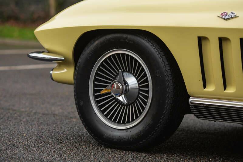 Bild 21/50 von Chevrolet Corvette Sting Ray Convertible (1966)