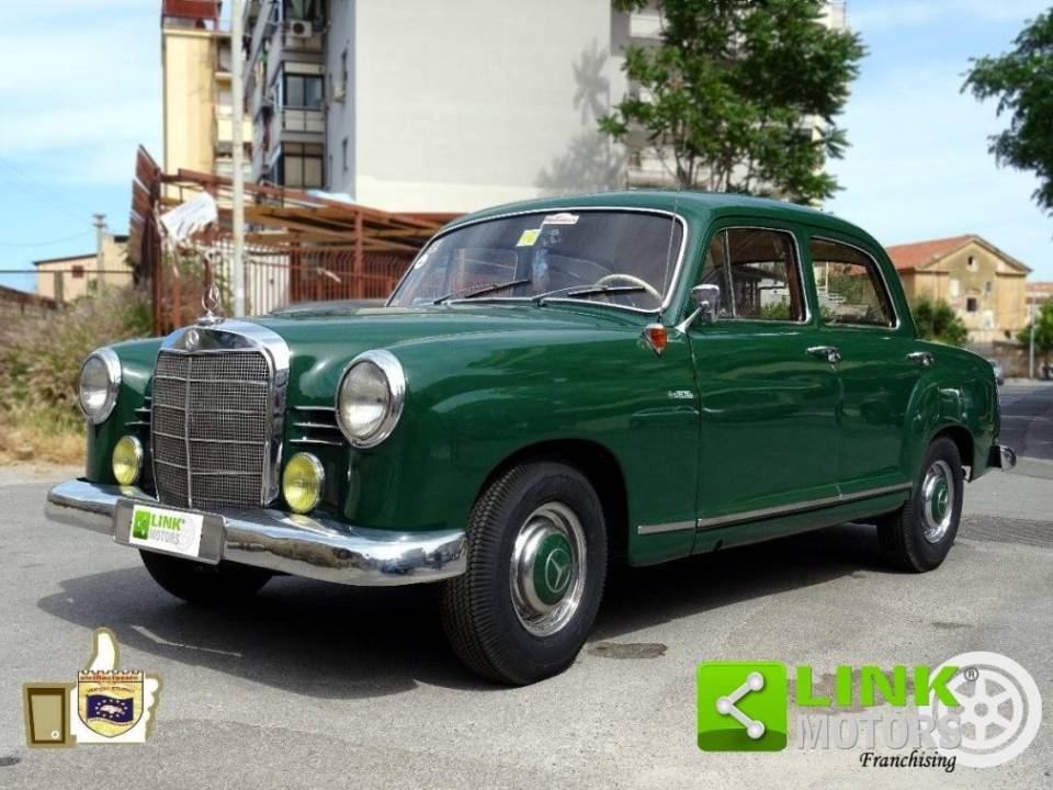 1961 | Mercedes-Benz 180 b