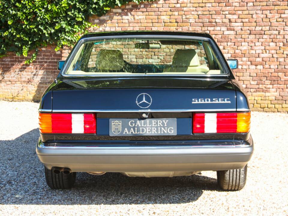 Bild 6/50 von Mercedes-Benz 560 SEC (1987)