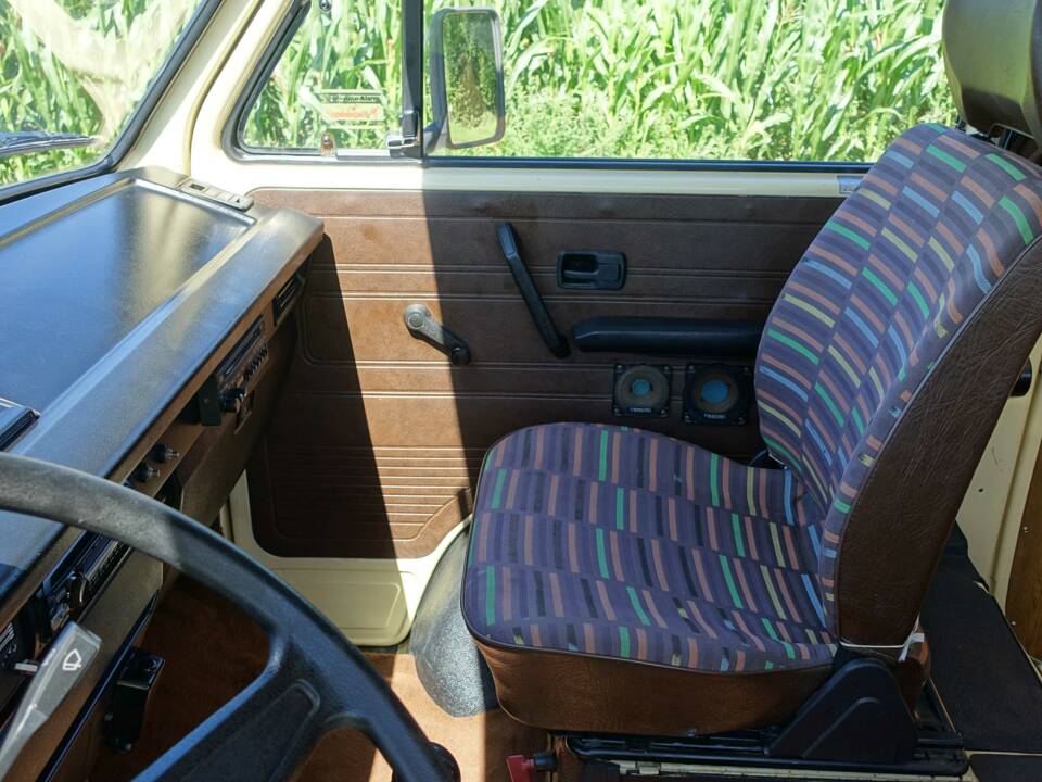 Bild 14/36 von Volkswagen T3 Westfalia Joker 2.0 (1982)