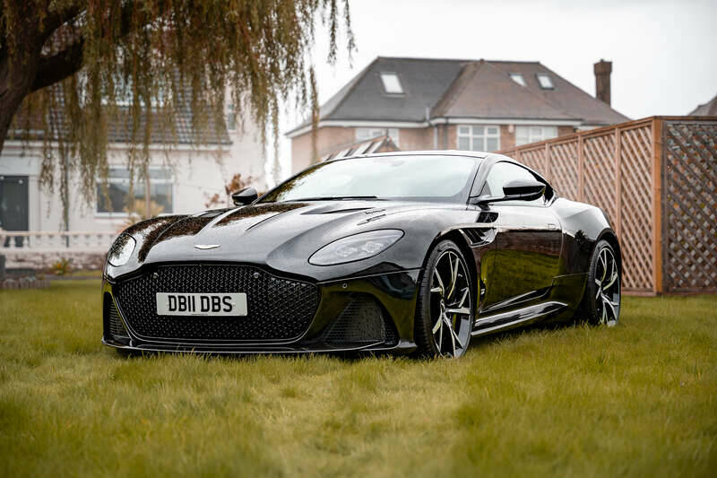 Image 5/27 of Aston Martin DBS Superleggera (2021)