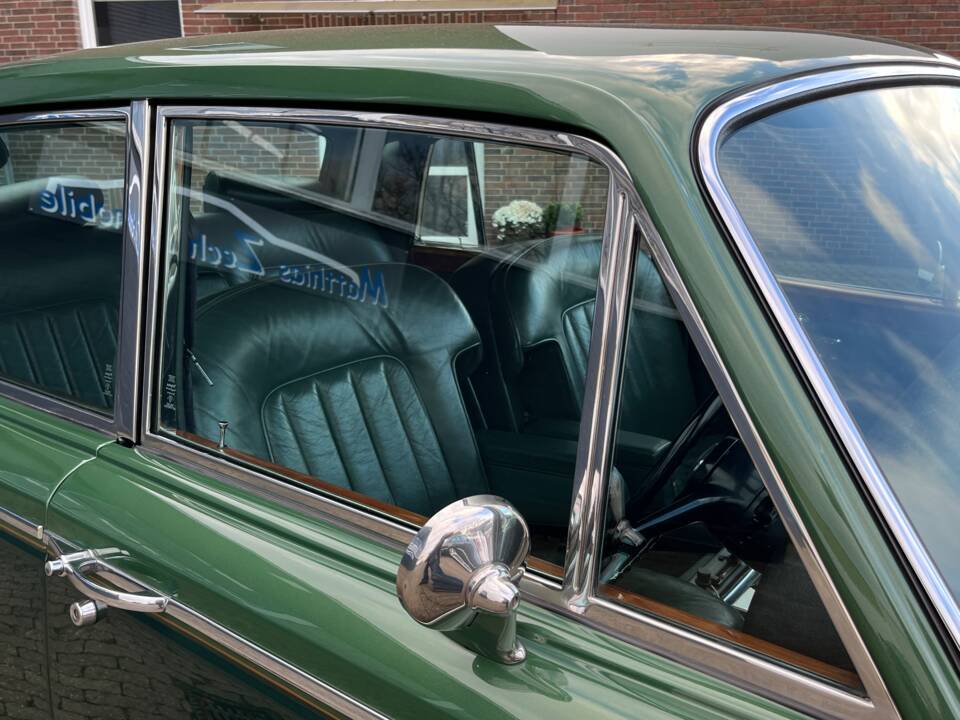 Bild 100/100 von Rolls-Royce Silver Shadow I (1974)