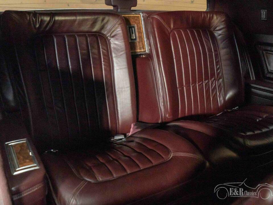 Image 17/19 de Oldsmobile Toronado (1985)