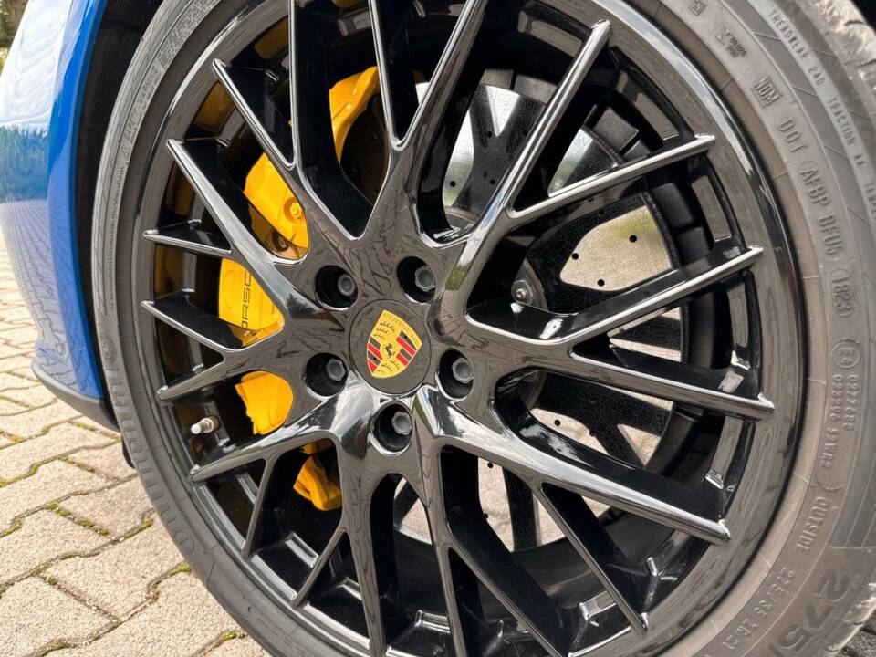 Bild 10/20 von Porsche Panamera Turbo Sport Turismo (2019)