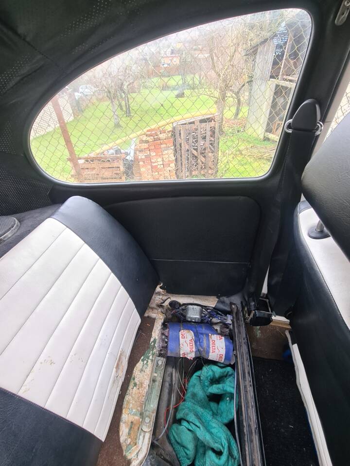 Image 16/30 of Volkswagen Maggiolino 1200 Mexico (1979)