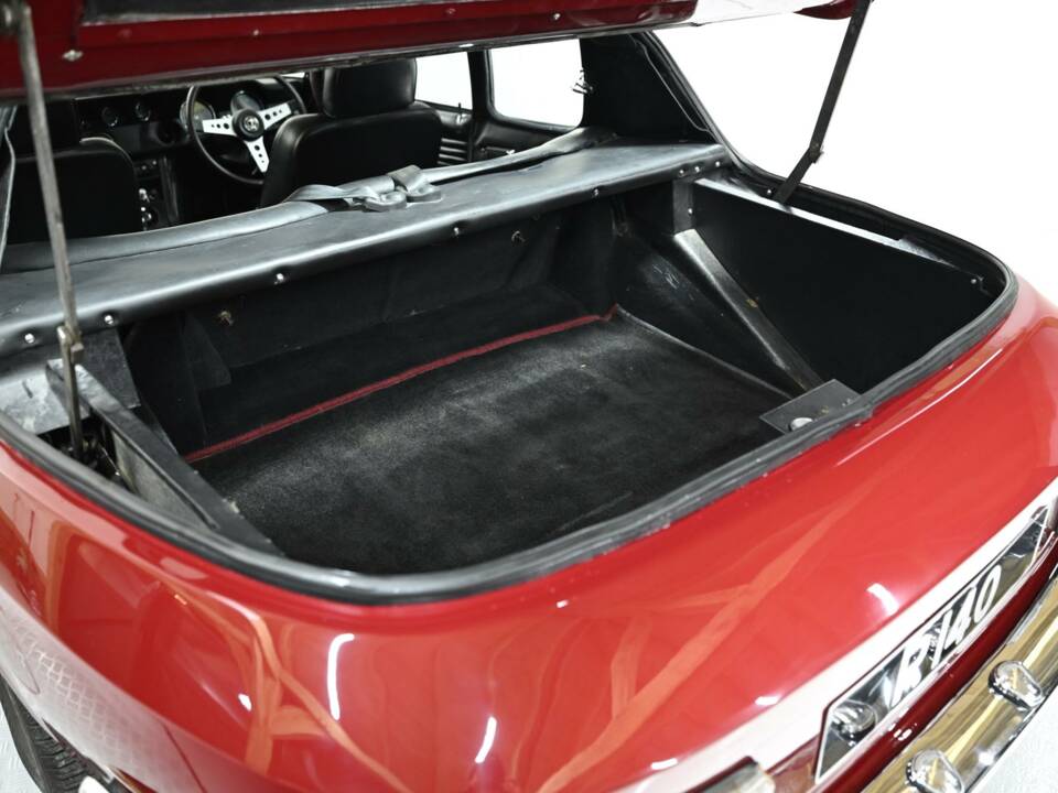 Bild 35/50 von Jensen Interceptor  MK II (1970)