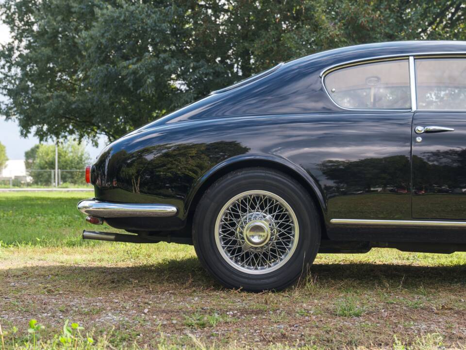 Image 16/97 of Lancia Aurelia B20 GT 2500 (1957)