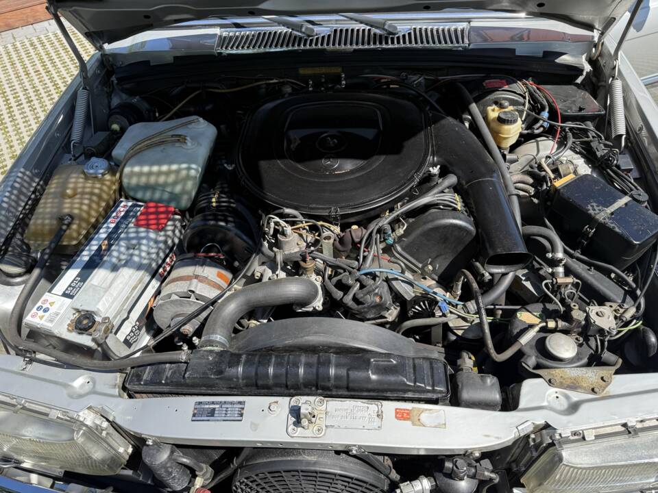 Imagen 16/42 de Mercedes-Benz 450 SEL 6,9 (1975)