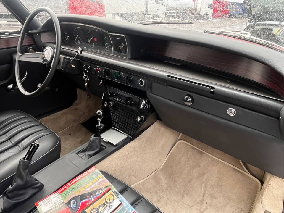 Image 45/53 de Rover 3500 S (1975)