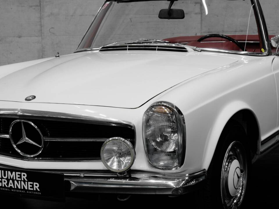 Immagine 12/40 di Mercedes-Benz 230 SL (1966)