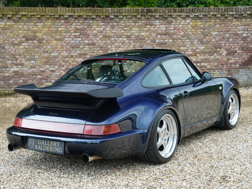 Immagine 2/50 di Porsche 911 Turbo 3.3 (1991)