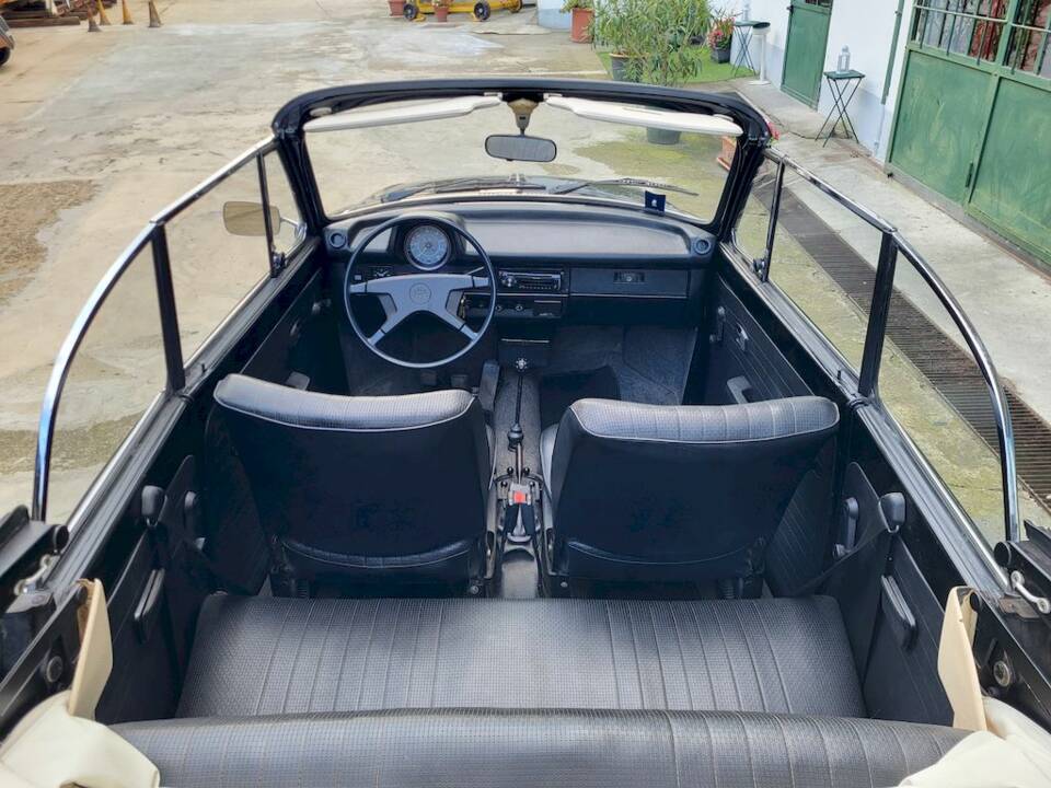 Immagine 29/47 di Volkswagen Käfer 1303 (1974)