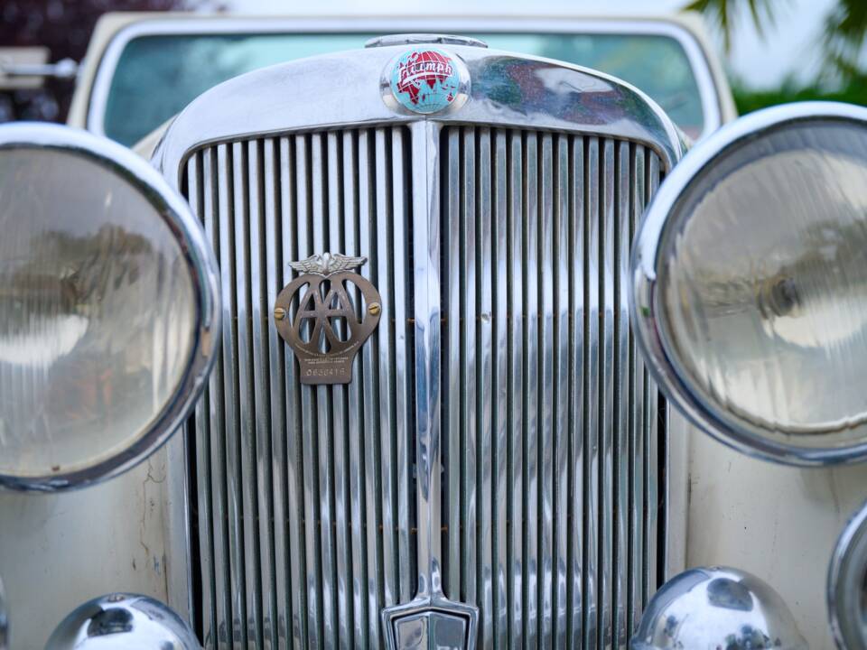 Bild 35/50 von Triumph 2000 Roadster (1949)