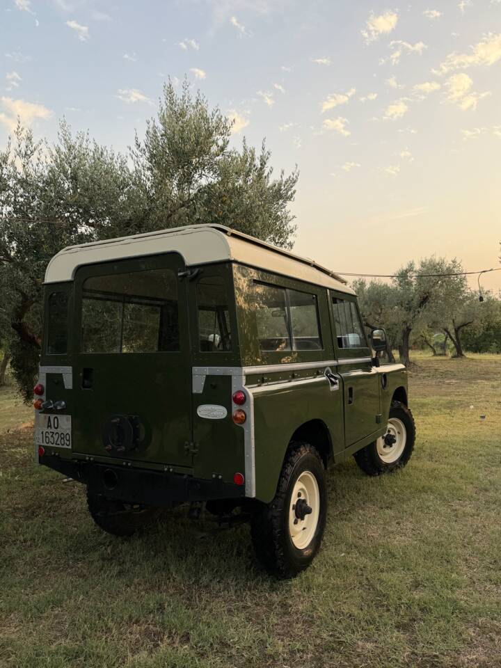 Afbeelding 4/24 van Land Rover 88 (1972)