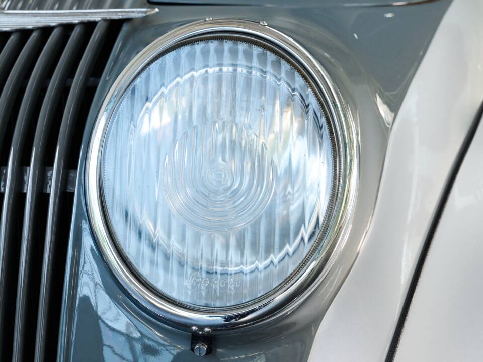 Immagine 5/50 di Adler 2.5 Litre Sport (1938)