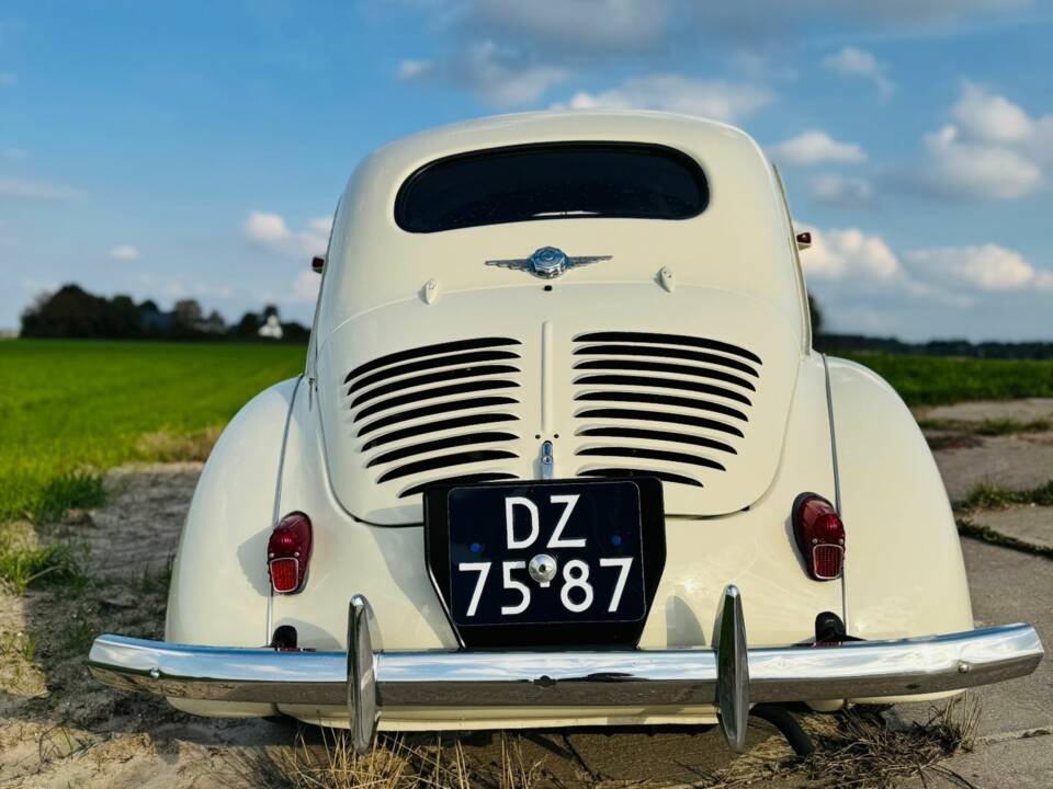 Imagen 12/35 de Renault 4 CV (1956)