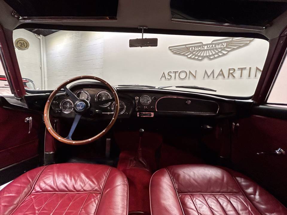 Imagen 7/18 de Aston Martin DB 4 (1960)