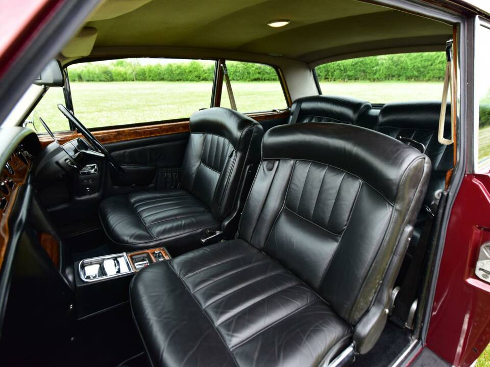 Bild 19/50 von Bentley T 1 (1970)