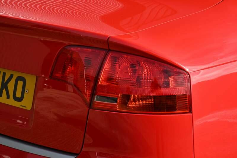 Image 25/50 of Audi RS4 (2006)