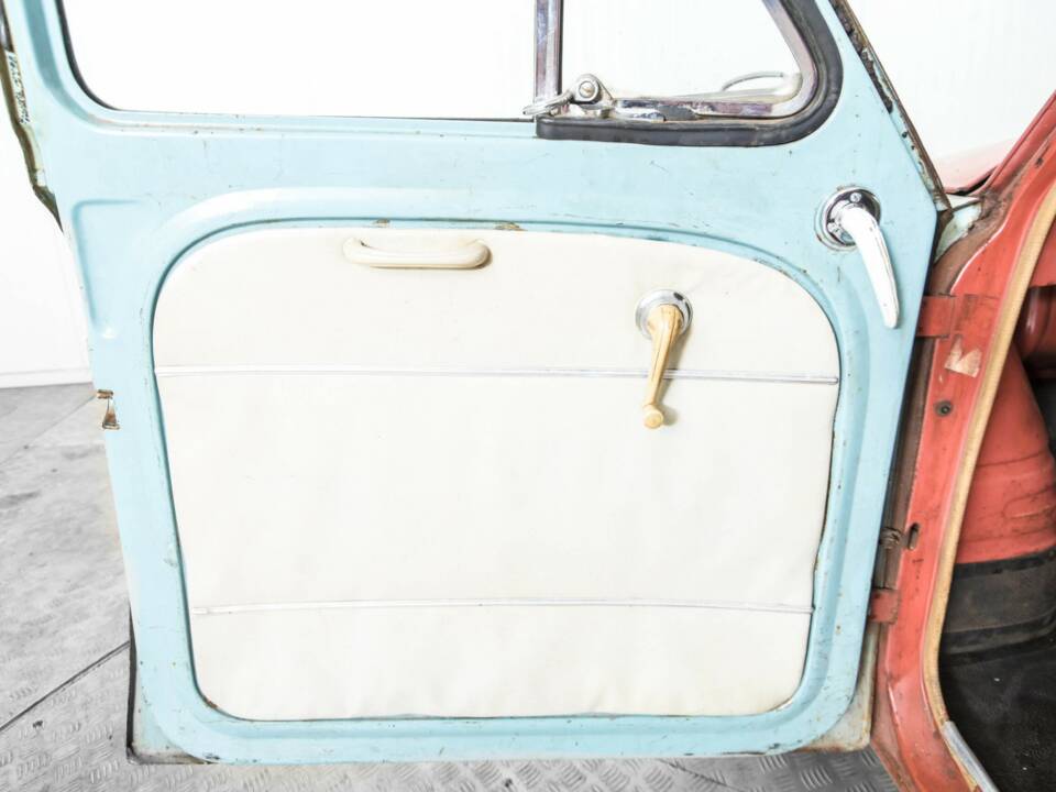 Bild 28/50 von Renault Dauphine 1093 (1962)