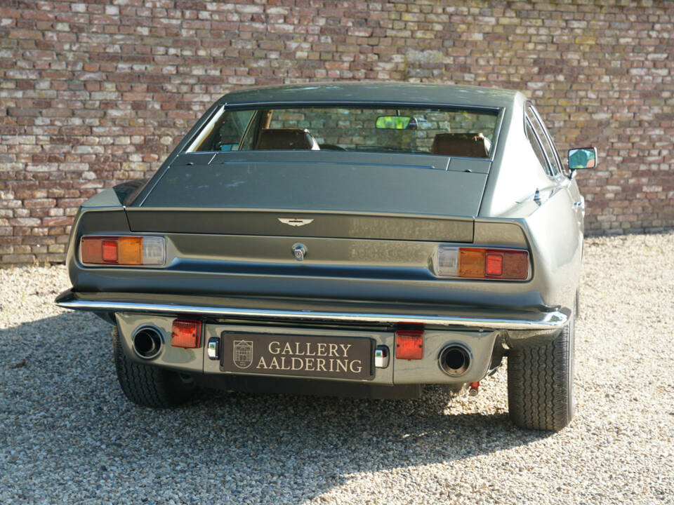 Image 37/50 of Aston Martin V8 (1980)