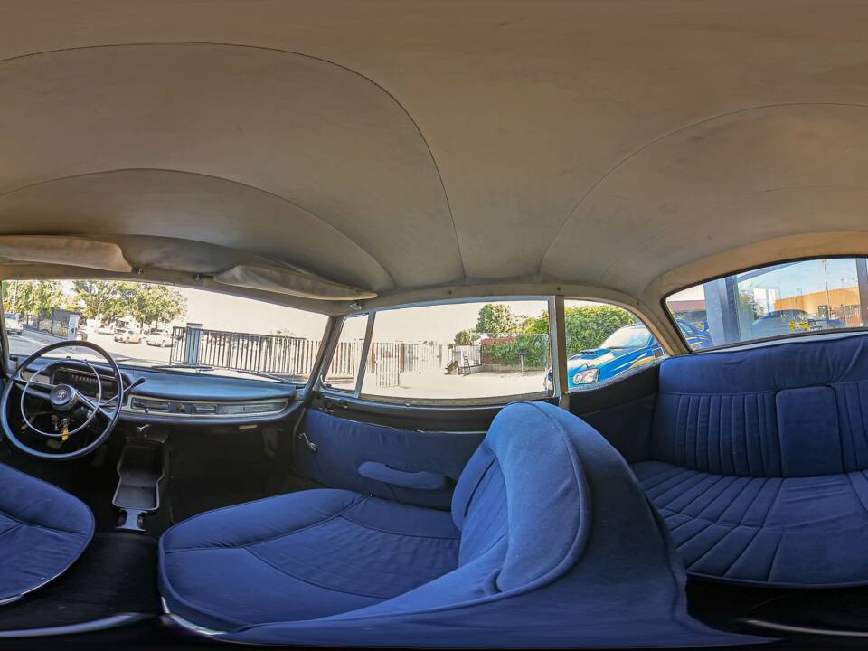 Image 29/29 of Peugeot 404 Coupé (1966)
