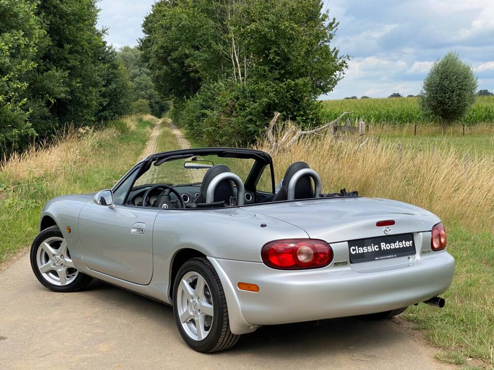 Afbeelding 8/63 van Mazda MX-5 1.6 (2004)