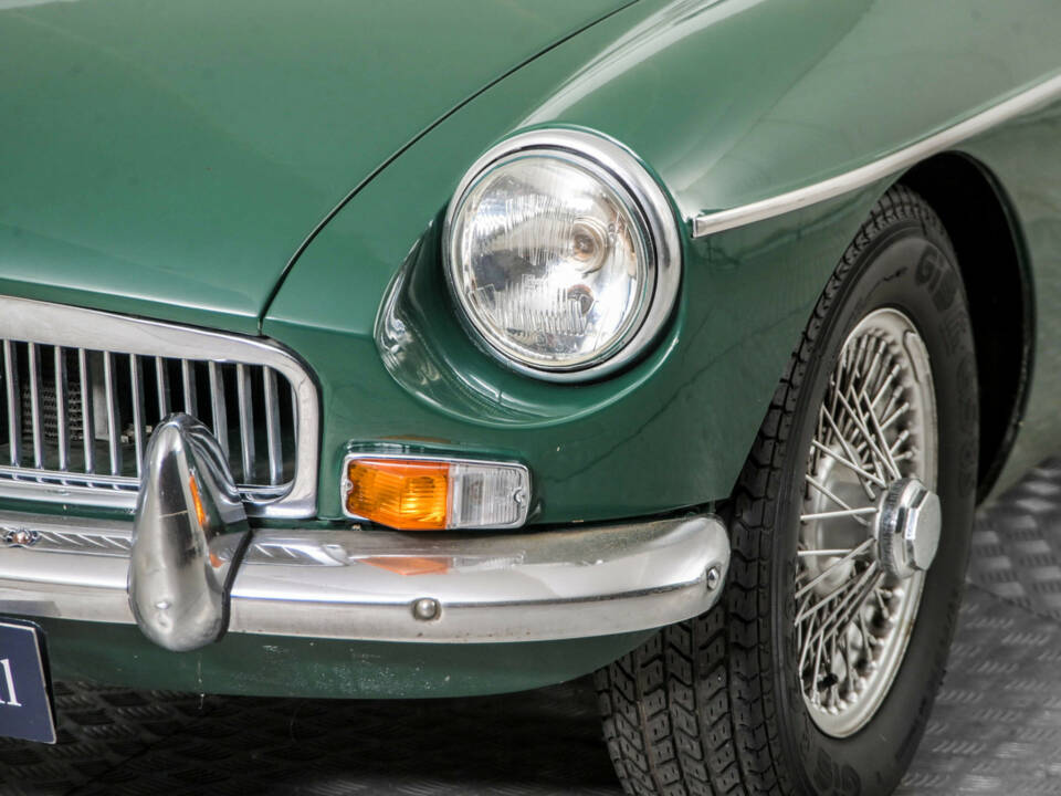 Image 22/50 de MG MGB (1967)